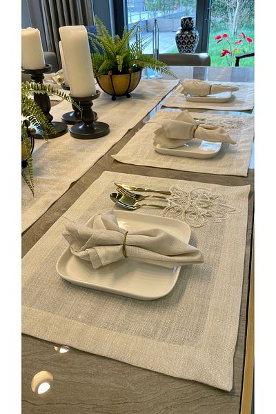 Decamor home 12 persoane Linen French Lace Gold Glitter Ecru American Service and Runner Set 13 bucăți (Fără șervețel)