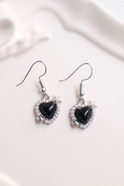 EFBUTİK Black Heart Pearl Imported Earrings