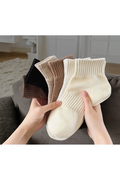 Çorabistaan 4 Çift Çok Renkli Yarım Konç Kadın Havlu Çorap Kışlık Yüksek Kalite