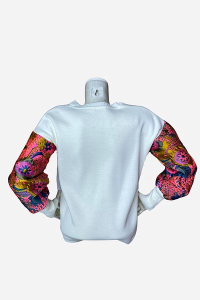 sinankardeşler Bluză de damă cu mâneci colorate din țesătură cu decolteu