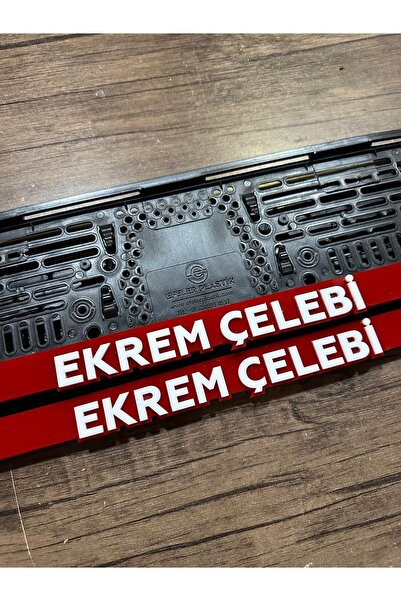 EFELER PLASTİK KİŞİYE ÖZEL PLEKSİ ARABA PLAKALIK KIRMIZI ZEMİN ÜSTÜ BEYAZuyumlu