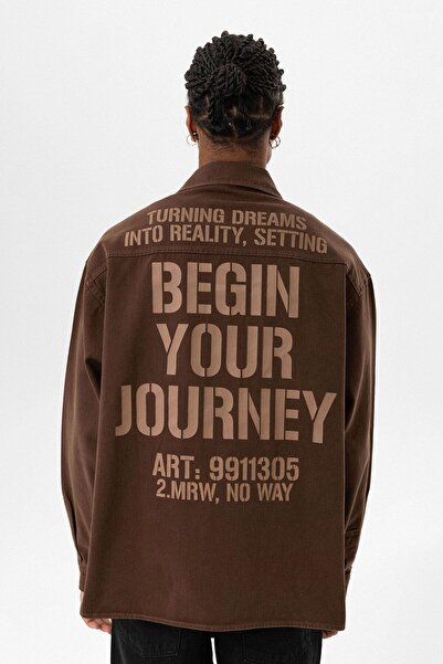 VAMOSCLO Oversize καφέ τζιν μπουφάν - Διπλή τσέπη και λεπτομέρεια εκτύπωσης στην πλάτη