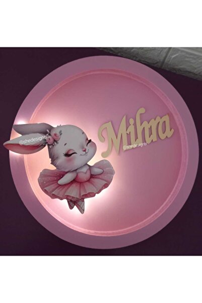 s'he design organizasyon BEBEK İSMİNE ÖZEL HAZIRLANAN YUVARLAK AHŞAP PEMBE TA...