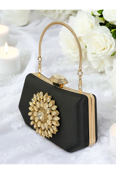 Biçanta Geantă elegantă din satin negru cu cristale argintii și mâner metalic...