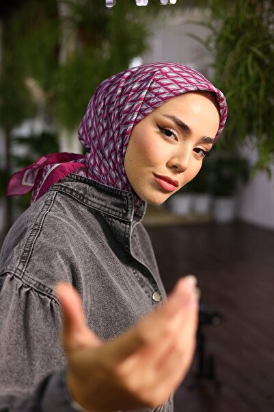 Silk Home 90 X 90 Olinda Scarf 48002-3943