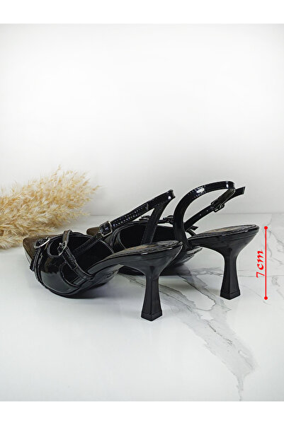 Everest Kadın Siyah Rugan Stiletto İnce Burun Tokalı Topuklu Ayakkabı 7 cm