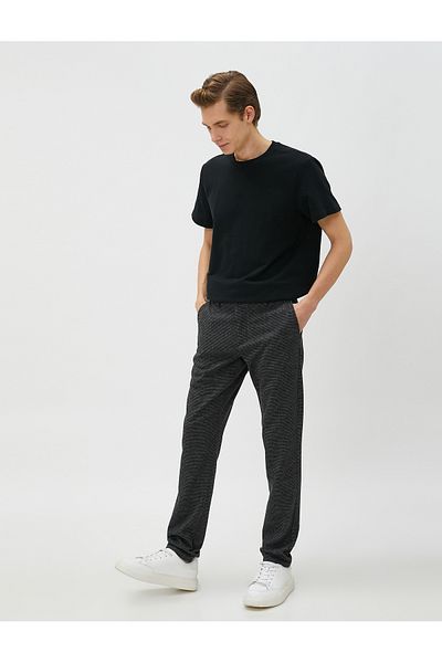Koton Gewebte Hose mit Hahnentritt-Detail, Knöpfen und Taschen