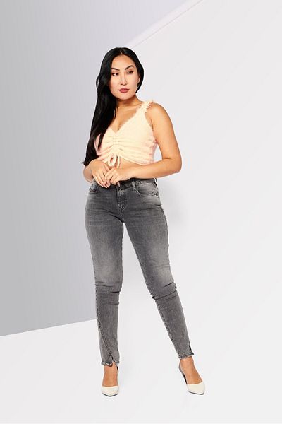 Diesel Women D-jevel Slim Fit Wash Stretchable Denim, Grey