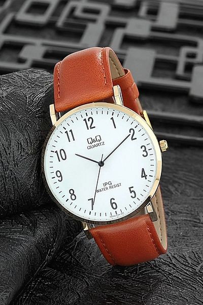 Q&Q Classic Men's Wrist Watch with Tan Leather Band and Numbers