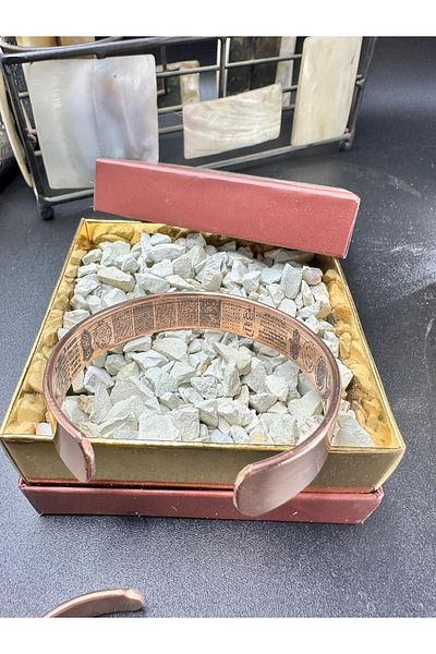 KAVELE Pure Copper Fully Protect Armored Special Zeolite Sand Bracelet