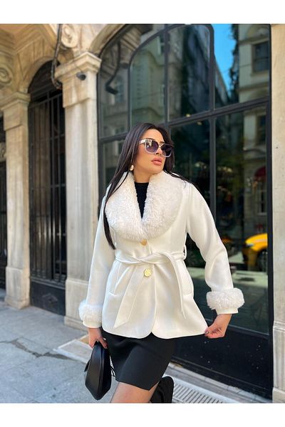 Göker Life Neckline and Sleeve Detailed Cashew Jacket
