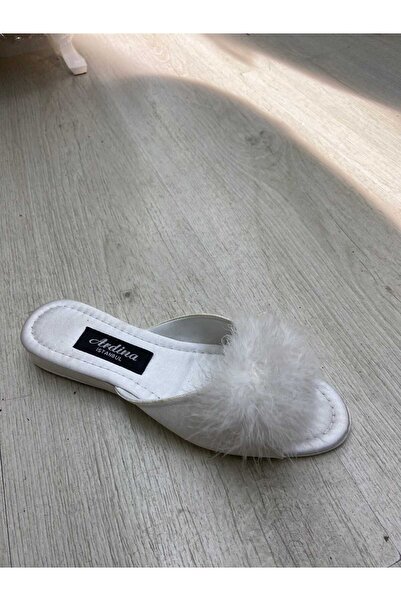 HMZ Textile Gift Bagge Blanket Bridal Slippers. The Bridal's Slippers of Various