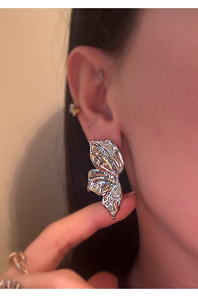 MioArt Feather Pattern Crushed Metal Earrings