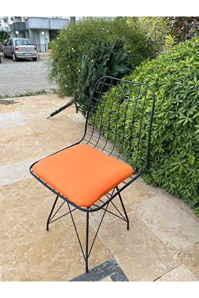 Buse Nur Uyar Turuncu Sağlam Tel sandalye