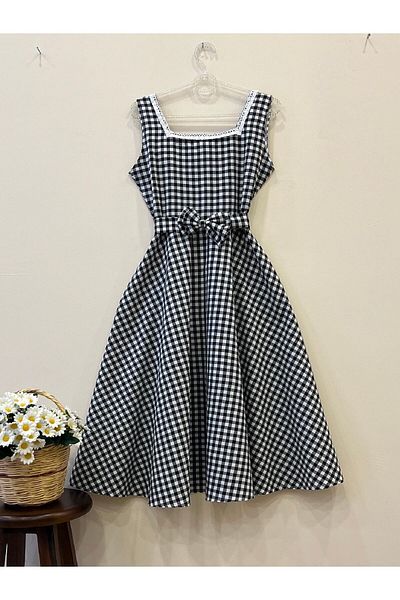 KÜÇÜĞÜM BUTİK Black Gingham Pattern Square Collar Strap Flared Dress