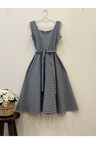 KÜÇÜĞÜM BUTİK Black Gingham Pattern Square Collar Strap Flared Dress