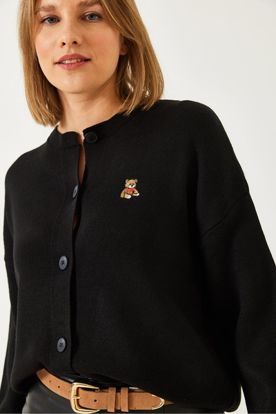 Bianco Lucci Women's Teddy Embroidered Buttoned Knitwear Cardigan Th 241126 60261173