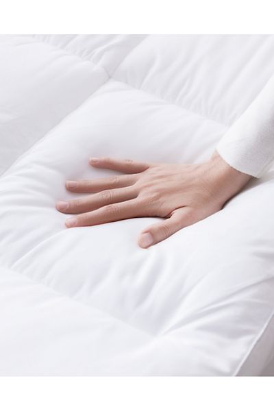 Madame Coco Angel King Size White Bed Pad