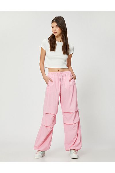 Koton Crop T-Shirt mit Rundhalsausschnitt und kurzen Ärmeln aus Cord