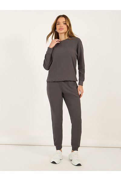 Styli Waffle Knit Crew Neck Sweatshirt & Cuffed Joggers Co-Ords