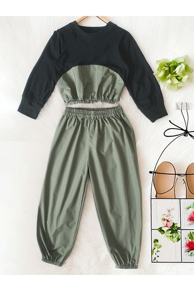 Bella Moda By Styli طقم مكون من بلوزة وبنطلون بأكمام طويلة ورقبة دائرية