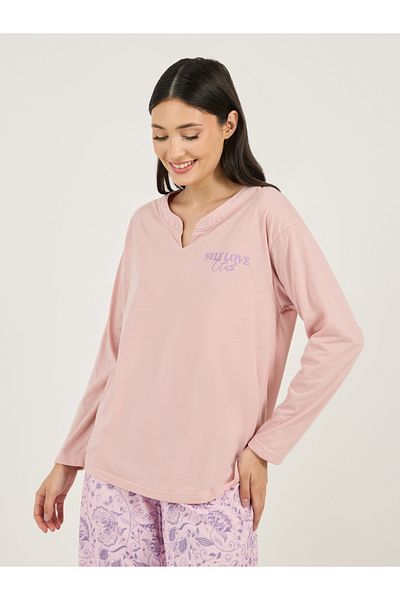 Styli Slogan Print Notch Neck Drop Shoulder T-Shirt & Floral Pyjama Set