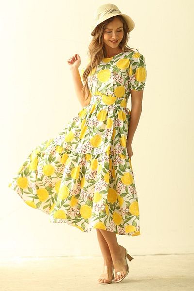 KÜÇÜĞÜM BUTİK Rochie stratificată cu model de lămâie