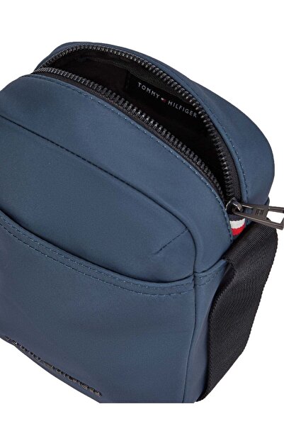 Tommy Hilfiger Erkek Kompakt Ve Hafif Logo Desenli Gri Omuz Çantası AM0AM13111-POM