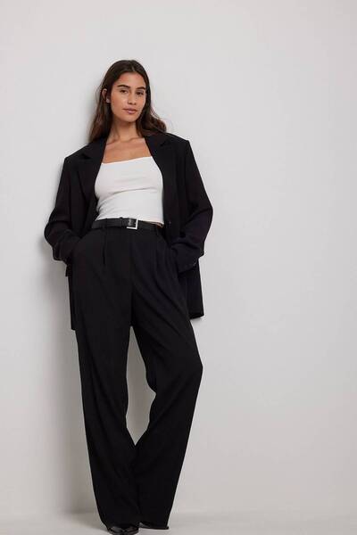 CHEISU Vestă Crop albă - Gât pătrat, mânecă zero, bluză cu nervuri