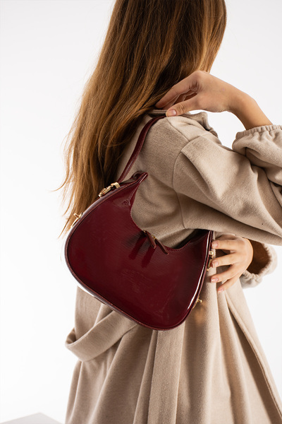 AsperaBag حقيبة يد وكتف نسائية لامعة من الجلد اللامع حقيبة باغيت عصرية