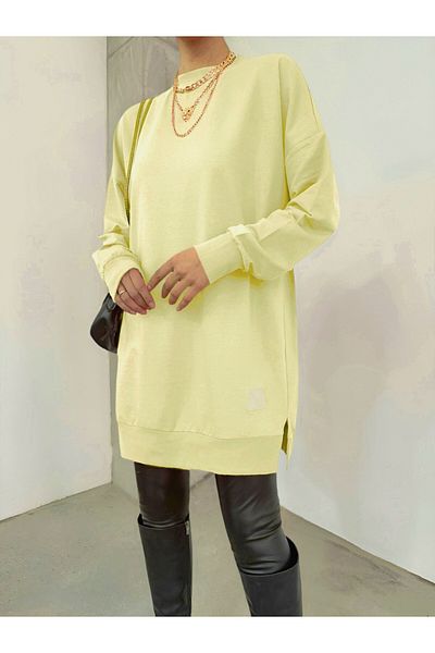 Modamorfo Hellgelb – bestickter Sweat mit Rundhalsausschnitt und Schlitzdetail