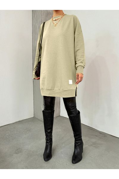 Modamorfo Beigefarbener Sweatshirt mit Rundhalsausschnitt und Schlitzdetail