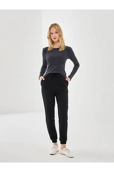 LC Waikiki LCW Vision Μαύρο ελαστικό γυναικείο φούτερ Jogger με μέση