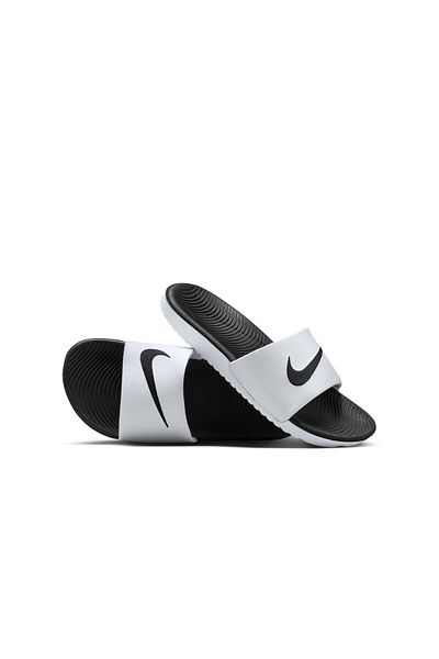 Nike النعال البيضاء