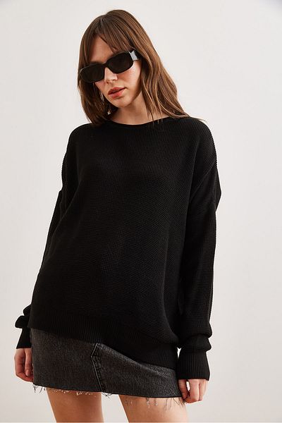 Olalook Pulover de damă cu guler negru cu desfășurare detaliată KZK- 19000931