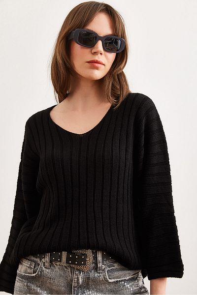 Olalook Pulover negru de damă, cu decolteu în V, din tricot cu nervuri groase KZK- 19000925