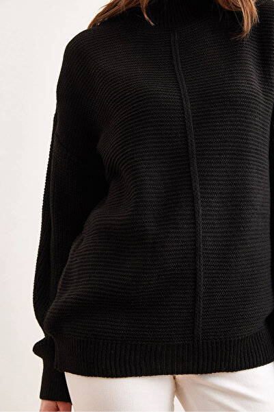 Olalook Kadın Siyah Önü Şeritli Yarım Balıkçı Triko Kazak KZK-19000928