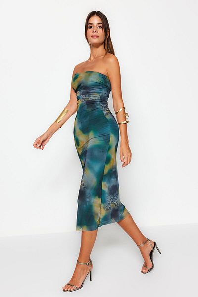 Trendyol Collection Többszínű testhezálló kötött tüll elegáns estélyi ruha éjszakai ballagási ruha TPRAW24EL00303