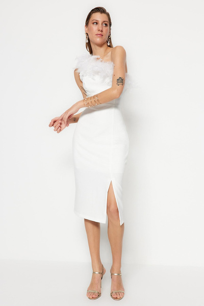 Trendyol Collection Stylowa suknia ślubna i wieczorowa w kolorze ecru - TPRSS21AE0121