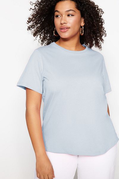 Trendyol Curve Plus Size Niebieski T-shirt z okrągłym dekoltem 100% bawełny dzianinowy - Tbbss22Ts0733