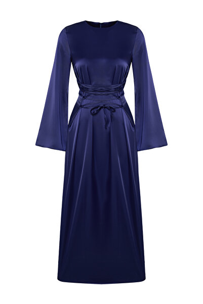 Trendyol Modest Tmavě modrá Brit Detail Tkané saténové večerní šaty Tctss25Db00001