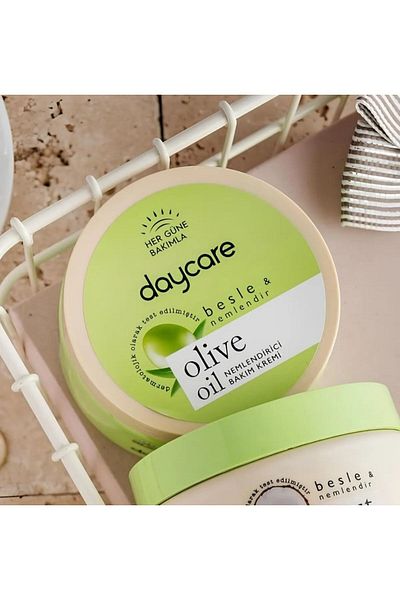 Daycare 300 Ml Olive Oil Moisturizing Hand and Body Care Cream