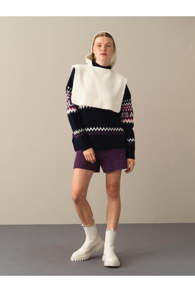 Xint Ekru Yanlari Açik Regular Fit Kapüşonlu Kisa Kazak