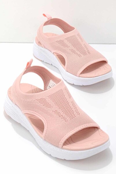 Hush Puppies صندل نسائي وردي - حصان 0144093804