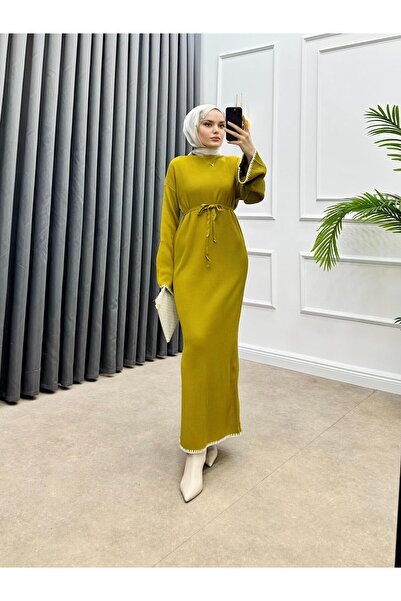 bezenstore İŞLEME DETAYLI TRİKO ELBİSE YAĞ YEŞİLİ