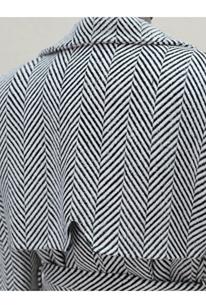 Modamorfo Šedý kabát Bolero - s páskem a podšívkou