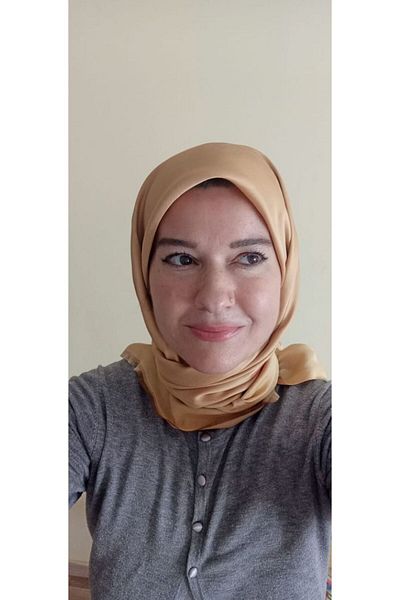 İskeçe Exclusive Mustard Colored Floral Print Scarf in Special Box