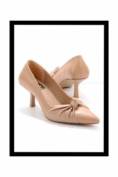 Bambi Nude Color Classic Women's Heeled Shoes - K01418010009