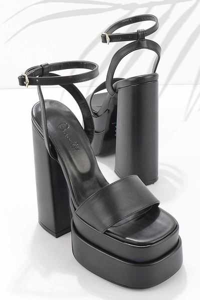 Bambi Schwarze Damen-Abendschuhe K 05575030509
