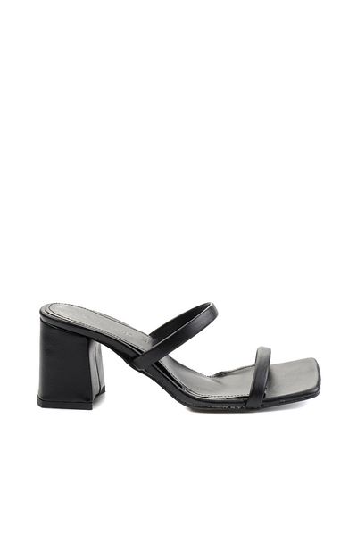 Bambi Women's Black Slippers K04503531109